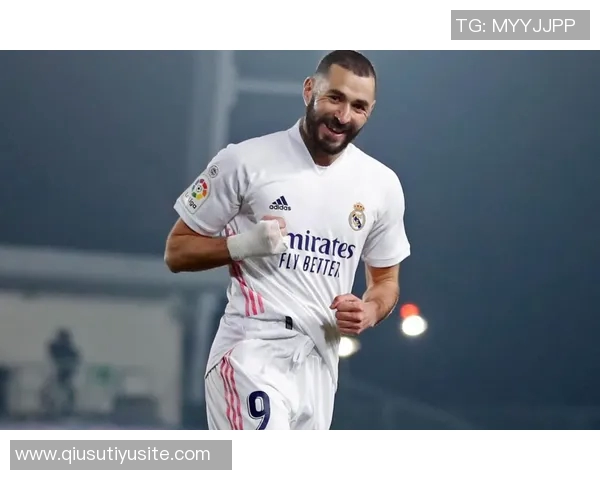 本泽马称赞齐达内执教能力并强调沙特联赛对顶级球员的需求